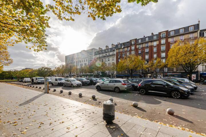 Le Nid Douillet Appartement Confortable A 5 Min Du Stade De France Et Proche De L'Aeroport Cdg Saint-Denis  Exterior foto